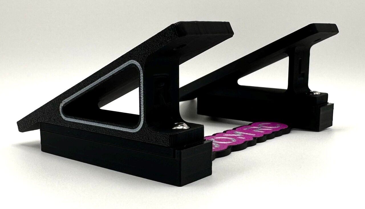 MR33 Junsi DX6 Ladegerät Halterung 3D - CHM-X6 - RCXX - RC Racing Shop | RC Models | Tuning & Spare Parts for Professionals