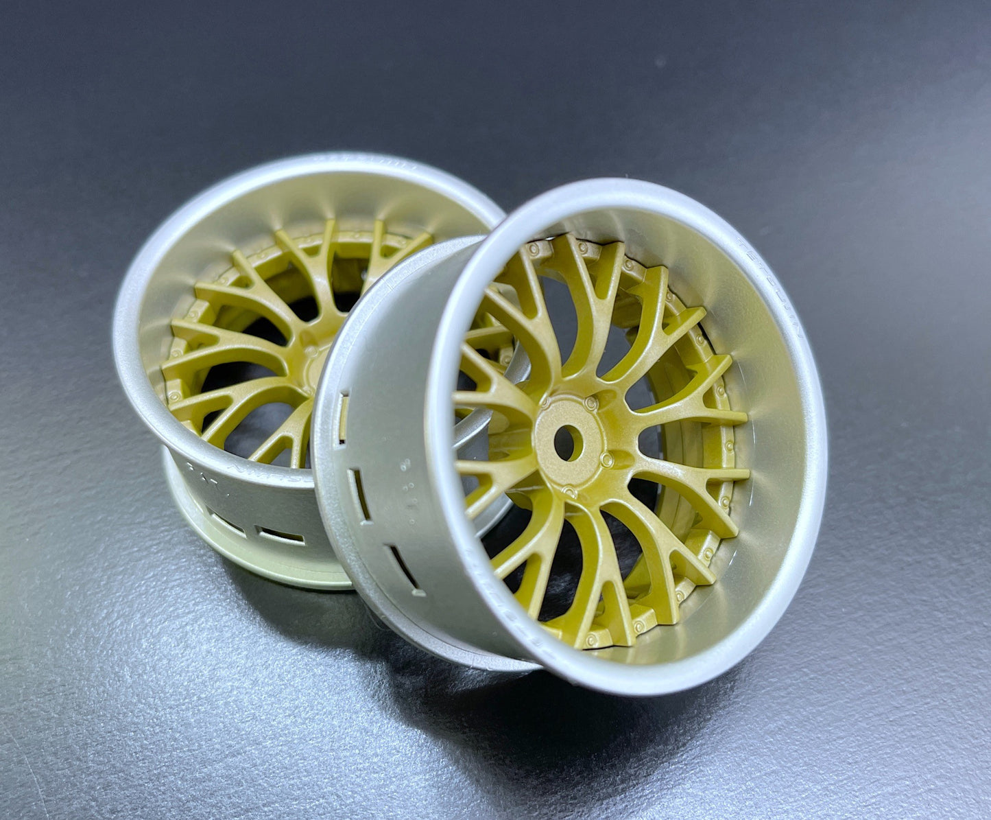Tetsujin Super RIM02 Platin Gold Daisy (2) - TT-8111 - RCXX - RC Racing Shop | RC Models | Tuning & Spare Parts for Professionals