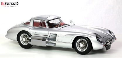 LEGRAND Mercedes-Benz 300 SLR Uhlenhaut Coupé – Maßstab 1:8 - LE105
