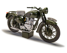 The Great Escape Triumph TR6 Trophy Motorcycle (Weathered) - 1:12 Scale - CC08501