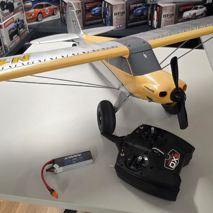PRE OWNED Carbon Cub S 2 1.3m RTF Basic + Kavan Li-Po 2200 mAh 3s