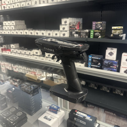 PRE OWNED Sanwa M17 Radio + 1X RX-493i